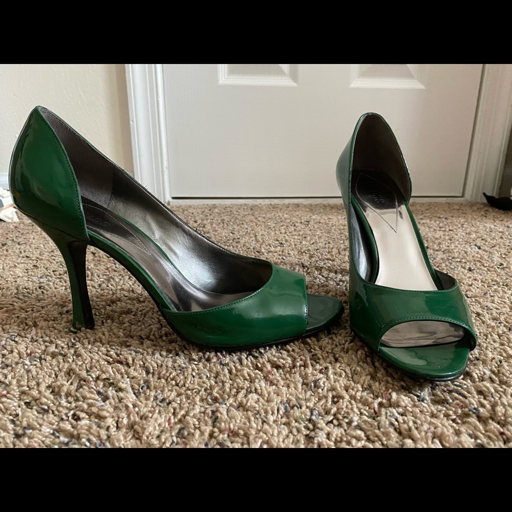 Green Guess stiletto heel